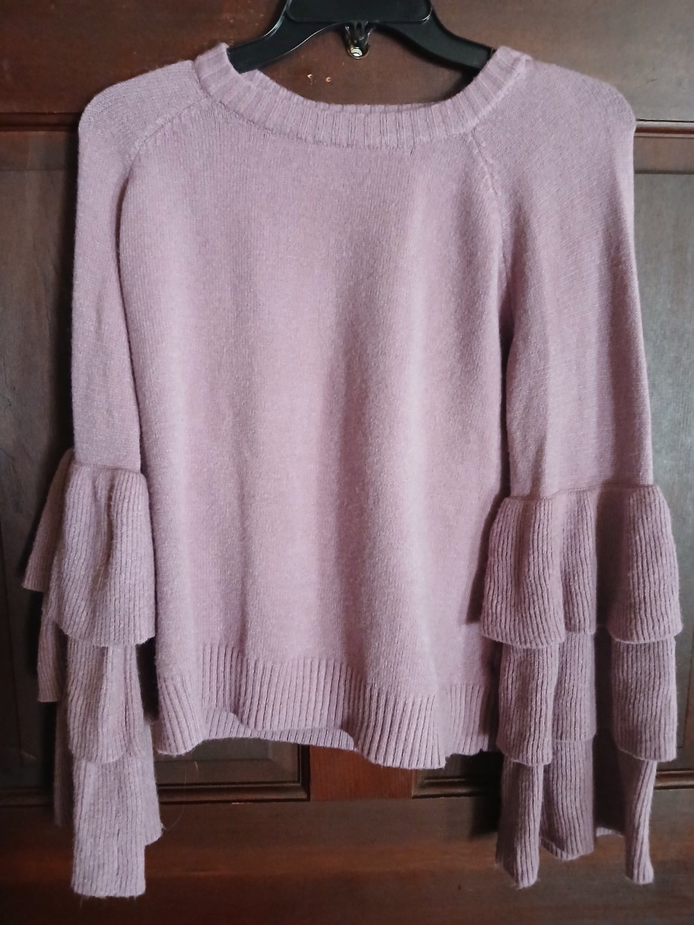 She + Sky Mauve Tiered Ruffle Sleeve Crewneck Sweater Size M